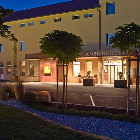 Ambient Hotel Domžale Exteriör bild